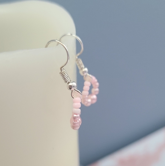 Handmade Brass-, Silver-Toned Light Pink Faux Pearl Bracelet Earrings - Picture 3 of 6